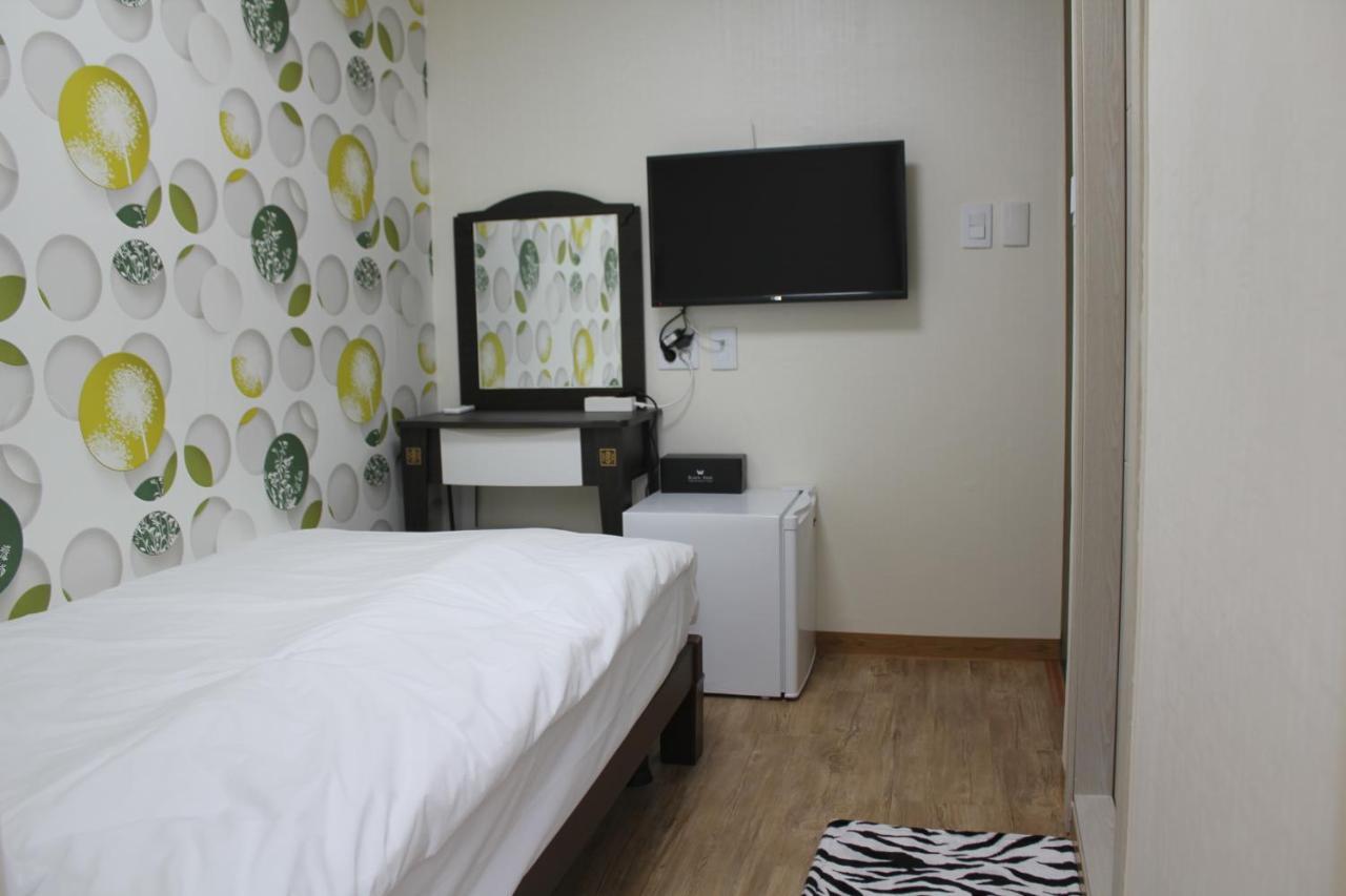 Hamory Guesthouse Dongdaemun Seoul Room photo